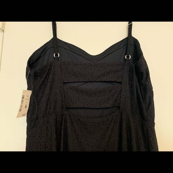 Aeropostale Eyelet Skater Dress w/ Cut Out Back - Picture 4 of 5